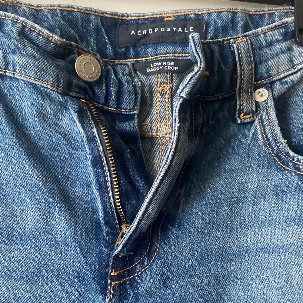 Aeropostale Women's Low-Rise Baggy Crop Jeans